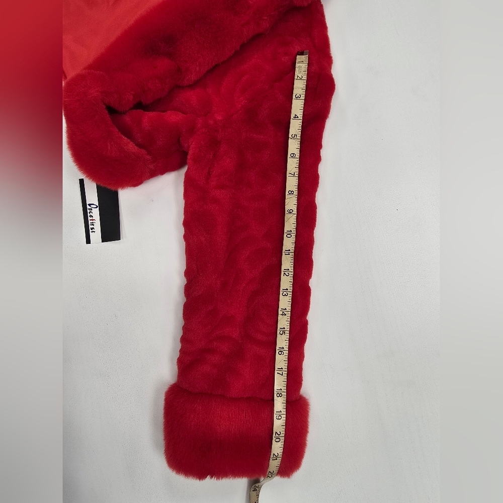 OnceFirst Chic Red Rosette Teddy Jacket - Picture 6 of 6